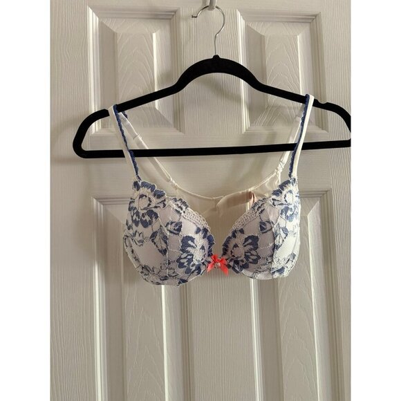 Victoria’s Secret Bra 34B - Picture 1 of 3
